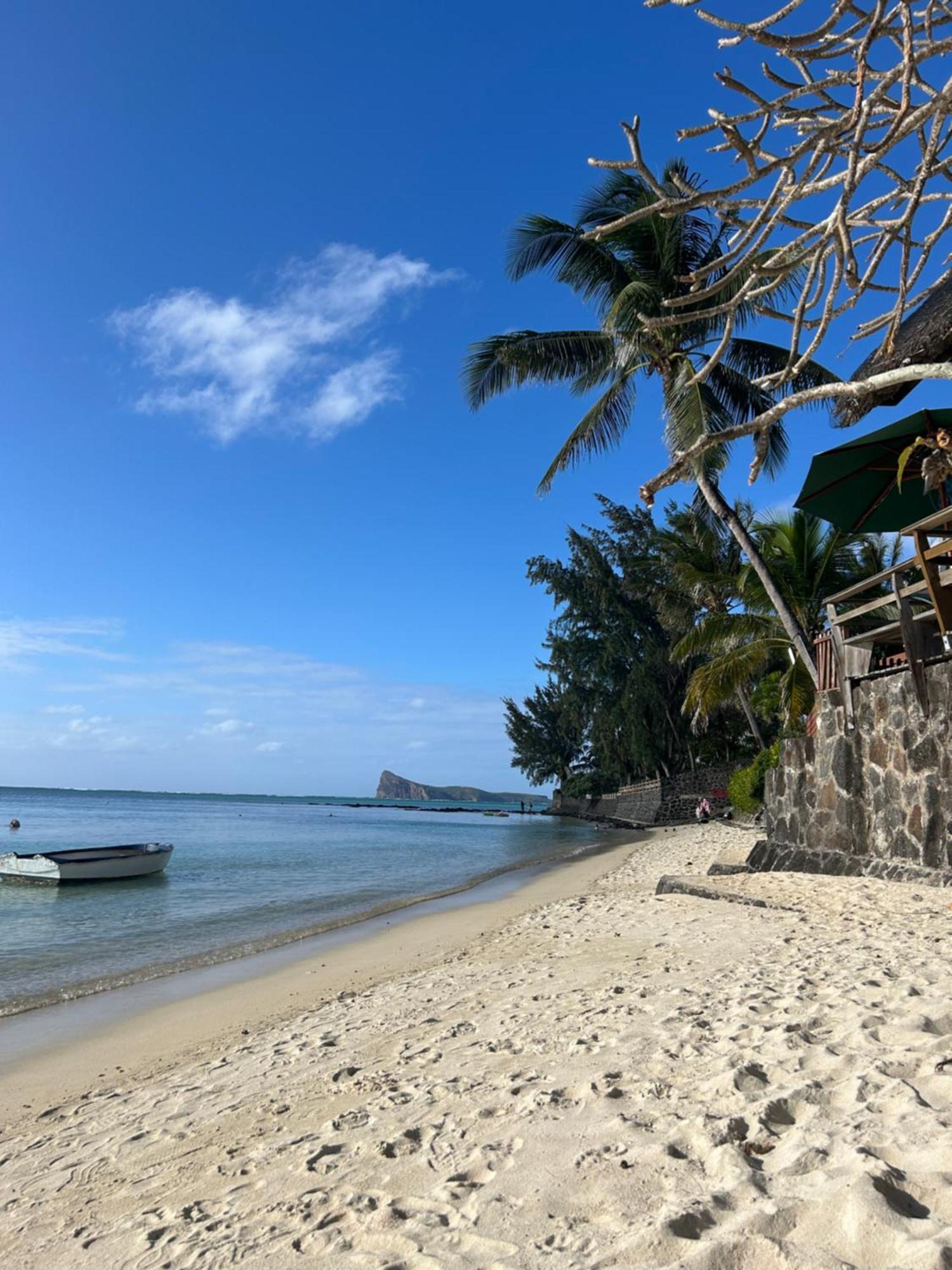 Coastal View Apartment Grand Baie Exterior foto